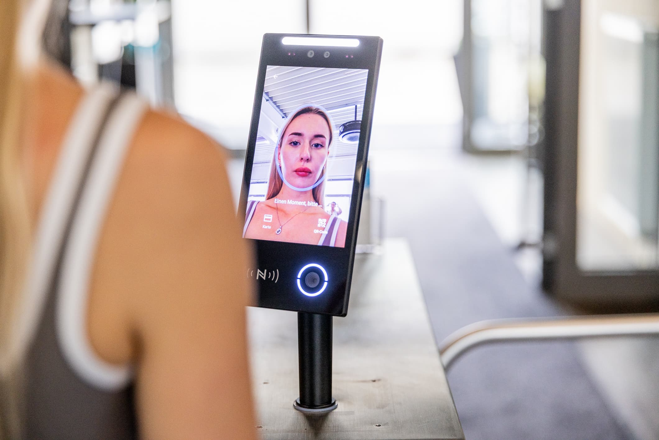 Face recognition at the IDA Reader: member recognised on the display